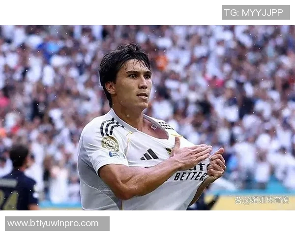 贡萨洛加西亚盛赞阿隆索为顶尖教练并坦言C罗是自己心中的偶像